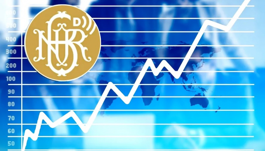 Euro a scăzut în ultimele ședințe cu peste doi bani
