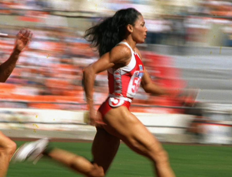 FloJo, cea mai rapidă femeie din toate timpurile