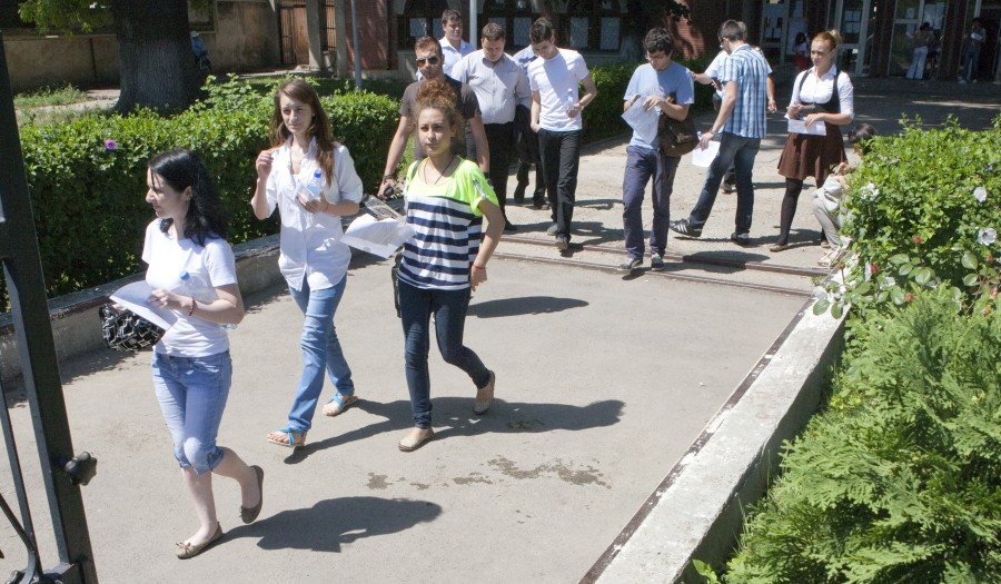 Bacalaureat cu ghinion: Eminescu i-a pus în încurcătură pe candidaţi