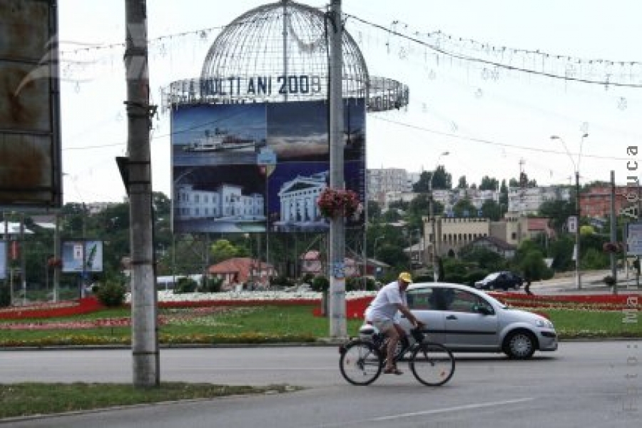 „Cele 7 minuni ale Galaţiului” - Schela revelionului etern de la Ultimul leu