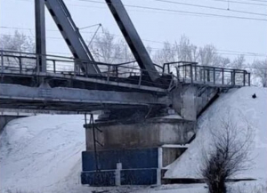 Pod feroviar strategic, distrus de ucraineni