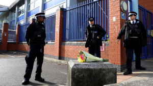 Polițist ucis într-un centru de arest din sudul Londrei