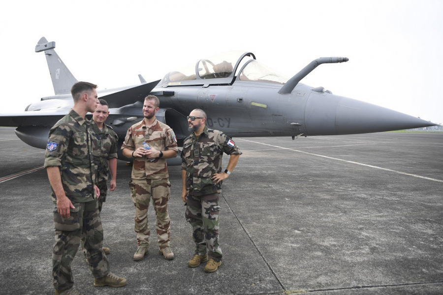 Serbia achiziționează avioane de luptă Rafale