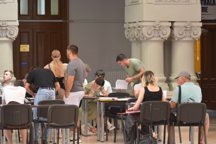 Dreptul şi Marketingul - în topul preferințelor admiterii la Universitatea „Dunărea de Jos”
