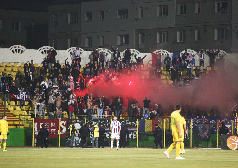 Suporterii lui FC Vaslui, solidari cu gălăţenii scoşi din tribune