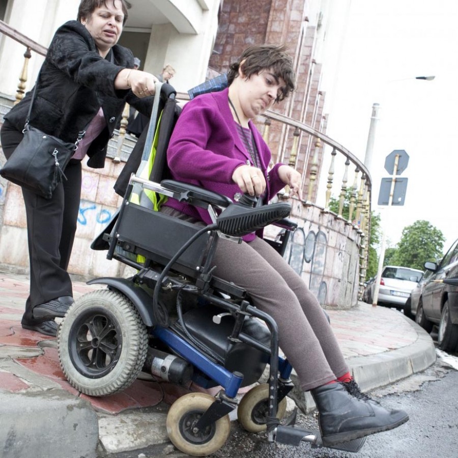 Obstacole edilitare pentru persoanele cu handicap