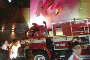 UPDATE Peste 240 de morţi într-un incendiu izbucnit într-un club de noapte din Brazilia