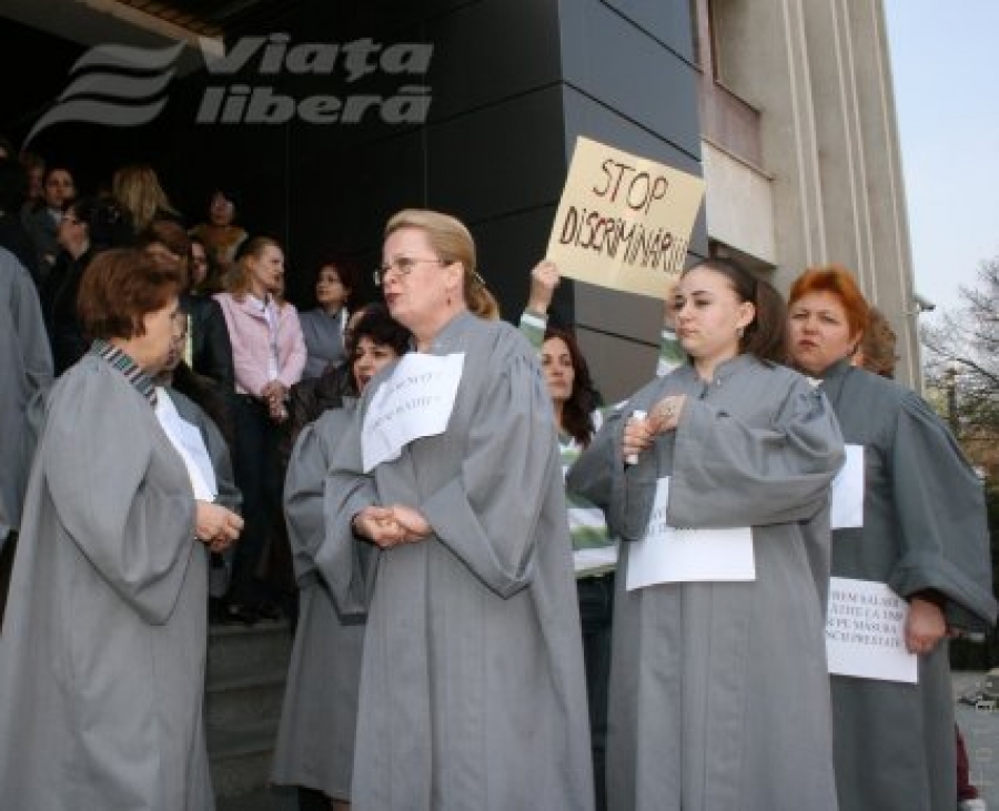 Fără procese timp de o oră, la Judecătoria Galaţi