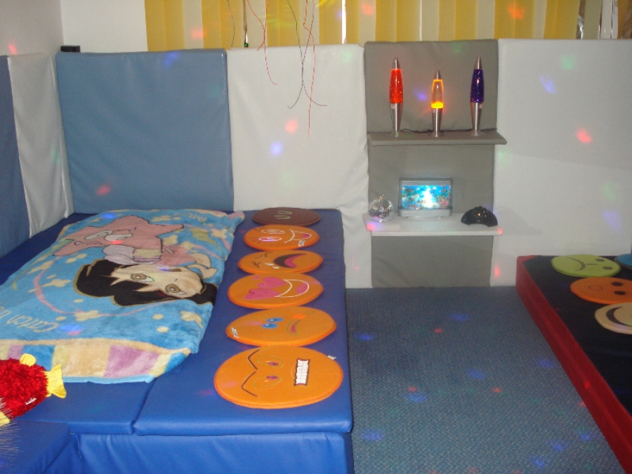 Cameră multisenzorială pentru copiii realizată la Galaţi cu donaţii din Belgia