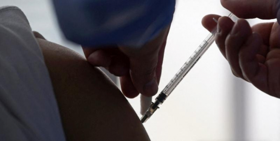 Mai puține doze de vaccin anti-COVID