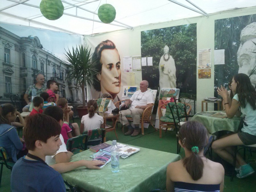 Scriitori pentru copii, în Parcul "Eminescu"