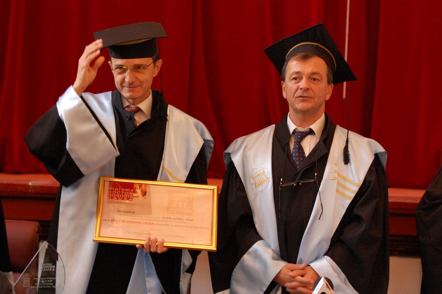 Rectorul Universităţii "Babeş-Bolyai", Doctor Honoris Causa la Galaţi