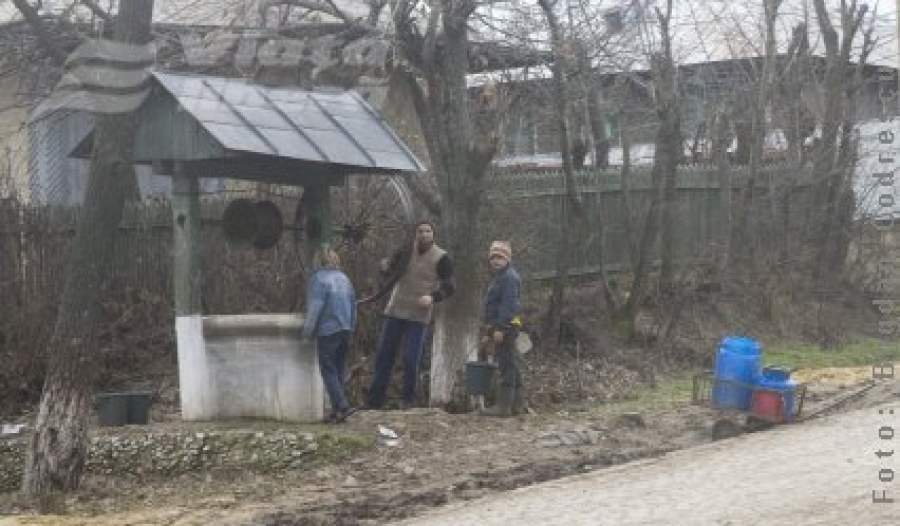 Vârleziul aşteaptă apa potabilă