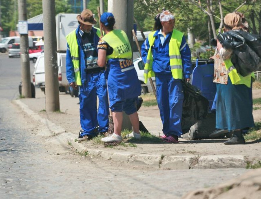 Ecosal, singura firmă care face curăţenie în Galaţi. RER a ieşit din scenă