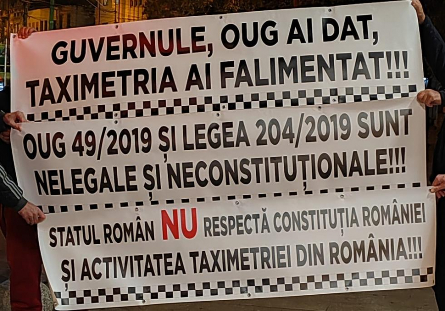 Protest "pe două picioare" al taximetriștilor gălățeni, împotriva transportului alternativ