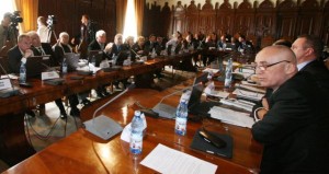 Şedinţă maraton: Bugetele societăţilor de interes local, supuse aprobării