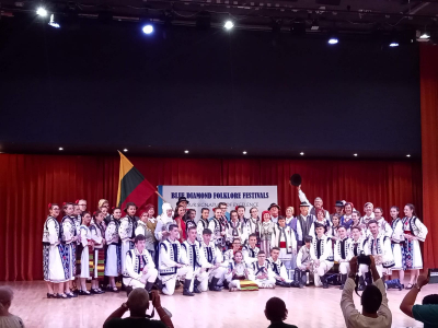 Ansamblul „Doinița Covurluiului” - 15 ani de tradiţie şi premii în ţară şi în lume (GALERIE FOTO)