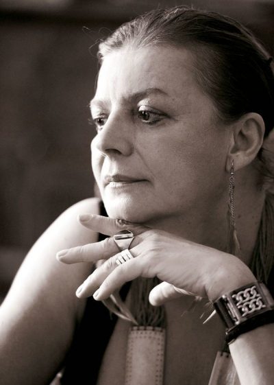 Oameni de seamă. Ioana Crăciunescu, între poezie și actorie