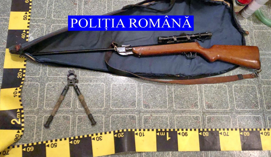 Cercetat pentru arme cumpărate on-line