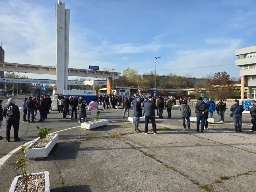 Liberty Galați - conturi blocate și oameni disperați. Siderurgiștii, victime în războiul altora