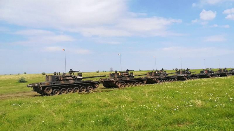 Trageri cu tancuri în poligonul de la Smârdan