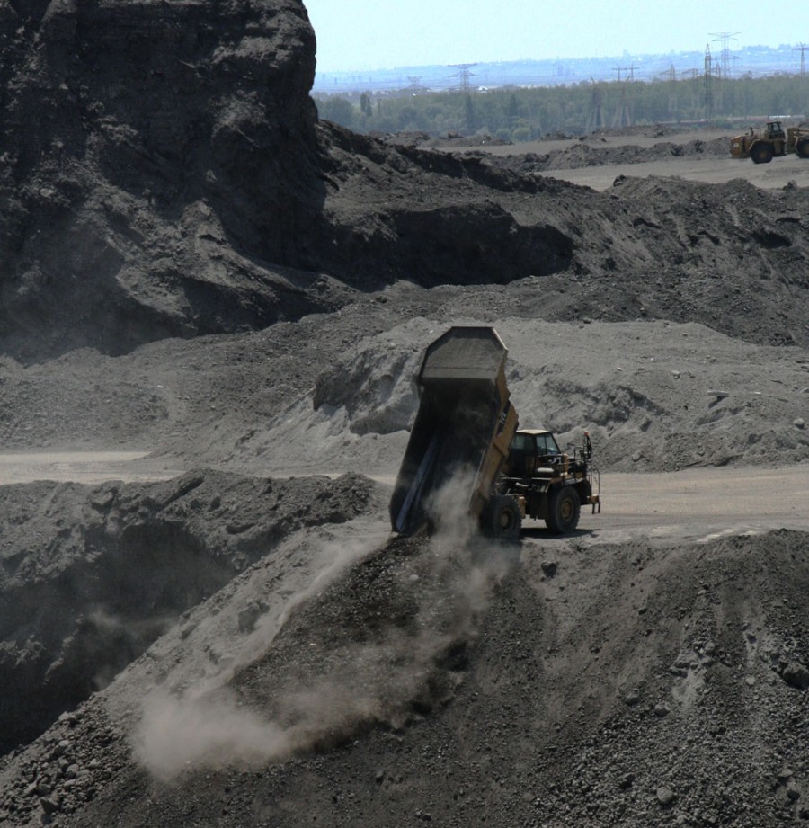 Autostrăzi îngropate în halda de zgură de la ArcelorMittal!