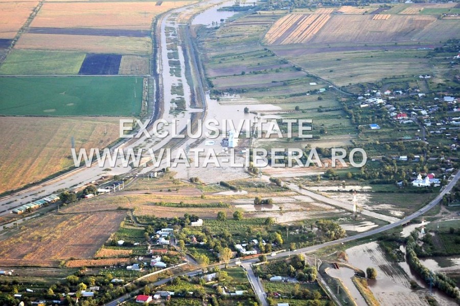 FOTO/VIDEO: Imagini în exclusivitate, din avion, cu dezastrul din partea de est a județului Galaţi