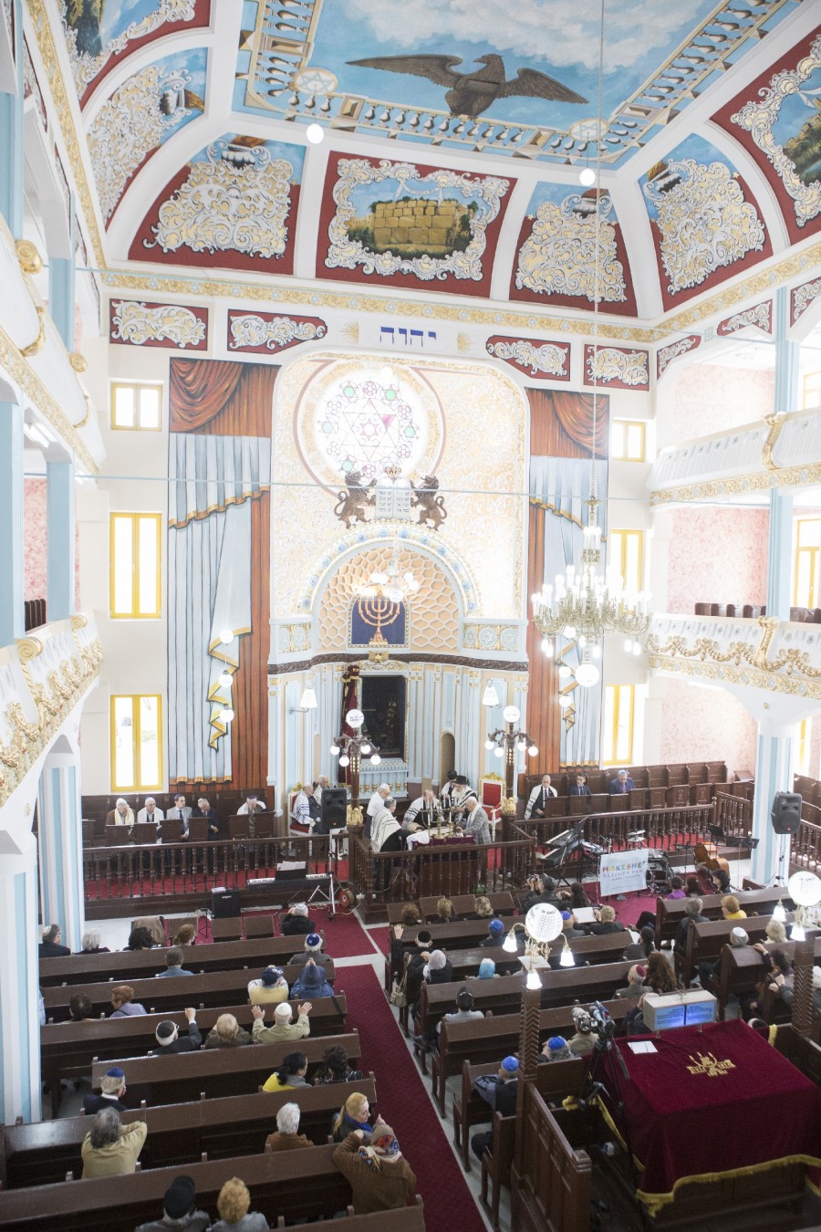 Ca nouă... după 139 de ani! Reinaugurarea, cu mare fast, a sinagogii din Galați
