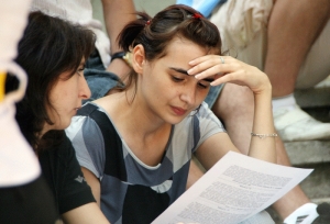 Profesorii necalificaţi din Galaţi dau examen centralizat