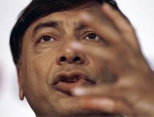 &quot;Analiza obişnuită&quot; a unei situaţii critice: Mittal pune lupa pe combinat