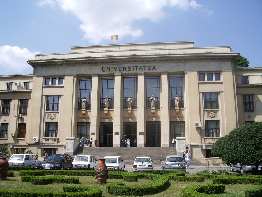 Universitatea Bucureşti a început lecţiile gratuite pentru admitere