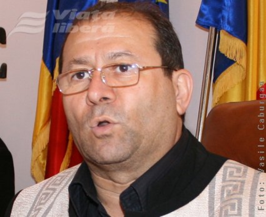Primarul din Brăhăşeşti, Vasile Băiculescu, ridicat de procurorii DNA