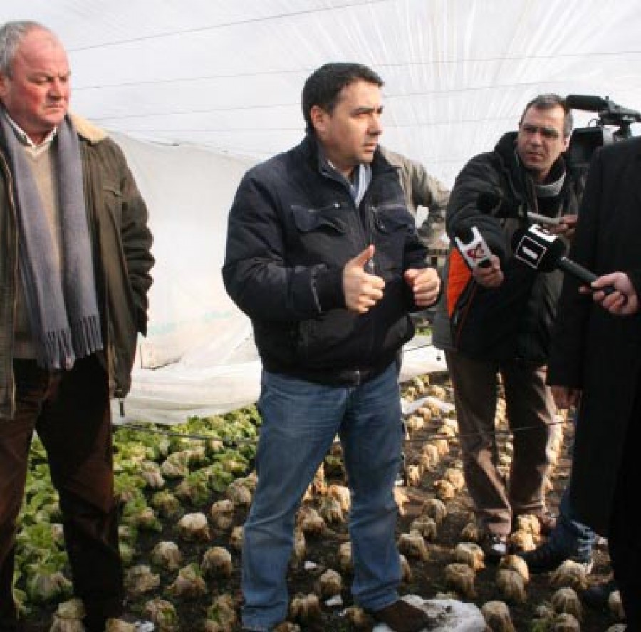 Ministrul Agriculturii se reîntorce cu despăgubiri pentru mătcaşi