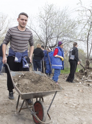 &quot;Zilele voluntarului&quot;/ Ecologizare în Pădurea Gârboavele