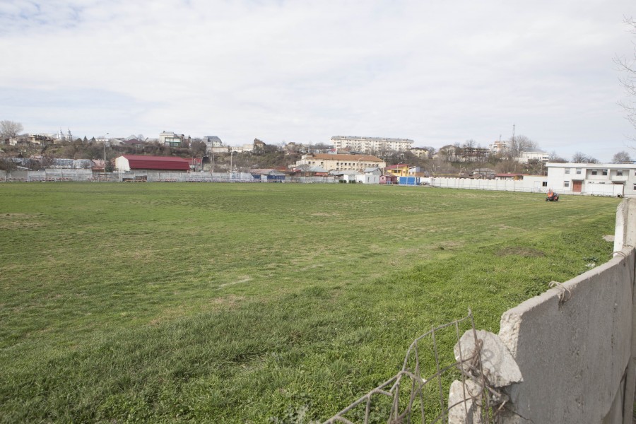 Cine termină modernizarea stadionului Gloria?