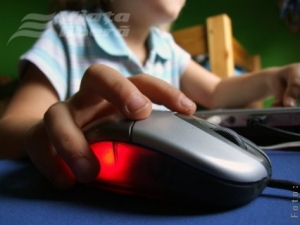 Copilul meu - dependent de internet?
