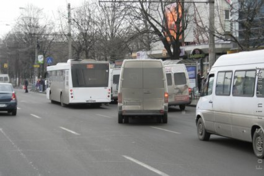 Staţii prea aglomerate pentru troleibuze