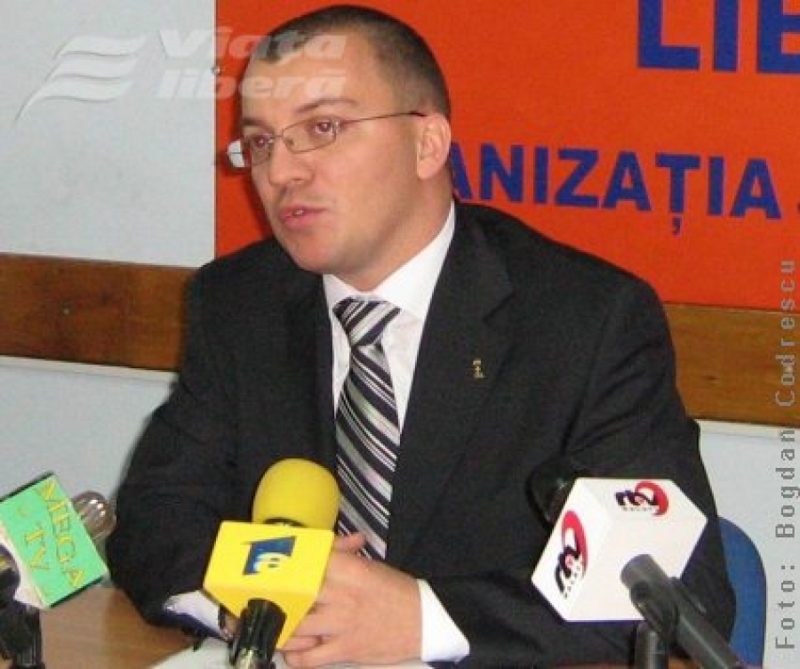Deputatul Mihai Boldea a făcut plângere împotriva panourilor electorale