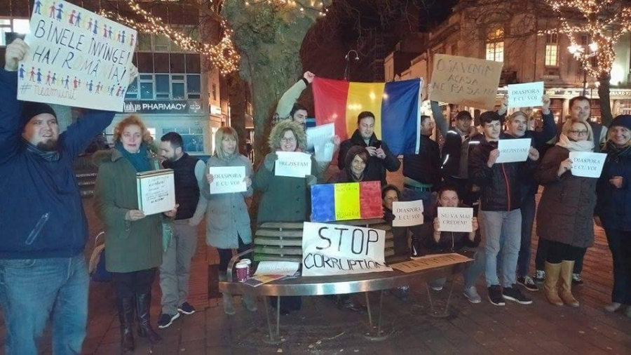 Gălăţenii au ieşit la protest şi în DIASPORA