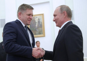 S-a aliat cu Putin! Slovacia anunță încetarea livrărilor de arme către Ucraina!