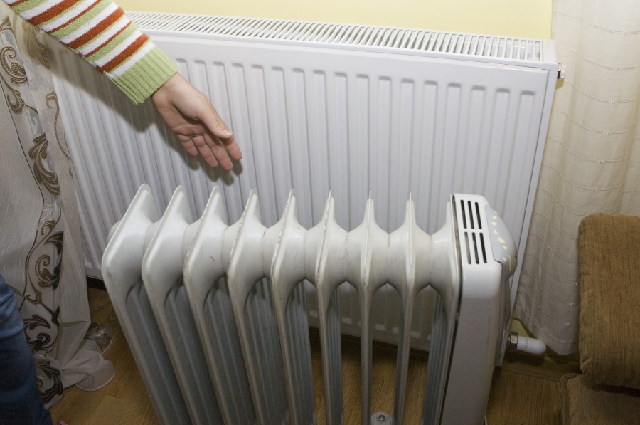 GĂLĂŢENII vor avea CĂLDURĂ şi APĂ CALDĂ până în ianuarie