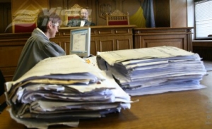 Iar s-au terminat banii pentru citaţii în instanţă!