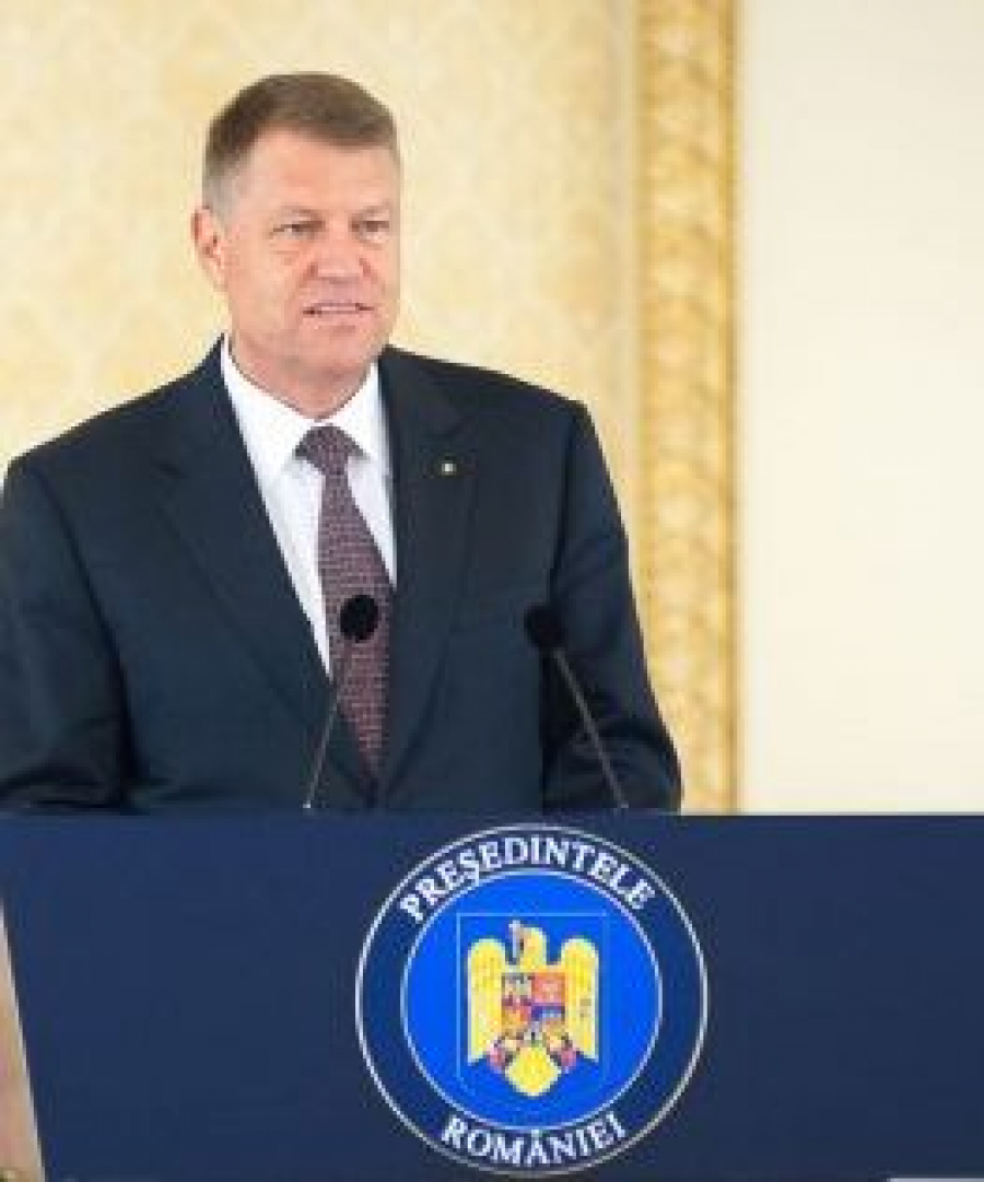 Klaus Iohannis cere intervenția Procurorului General, în urma violențelor din Piața Victoriei, unde peste 450 de persoane au fost rănite