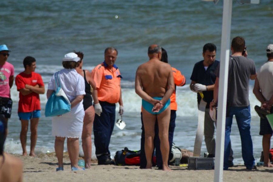 Un gălăţean a murit înecat în Marea Neagră