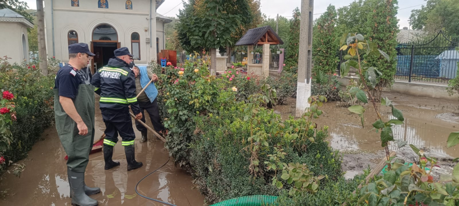 Ce se va întâmpla în comunele inundate, după declararea stării de alertă (FOTO)
