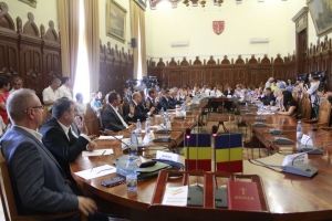 Şedinţă extraordinară a Consiliului Local Galați: BANI pentru APĂ CALDĂ şi TRANSPORT