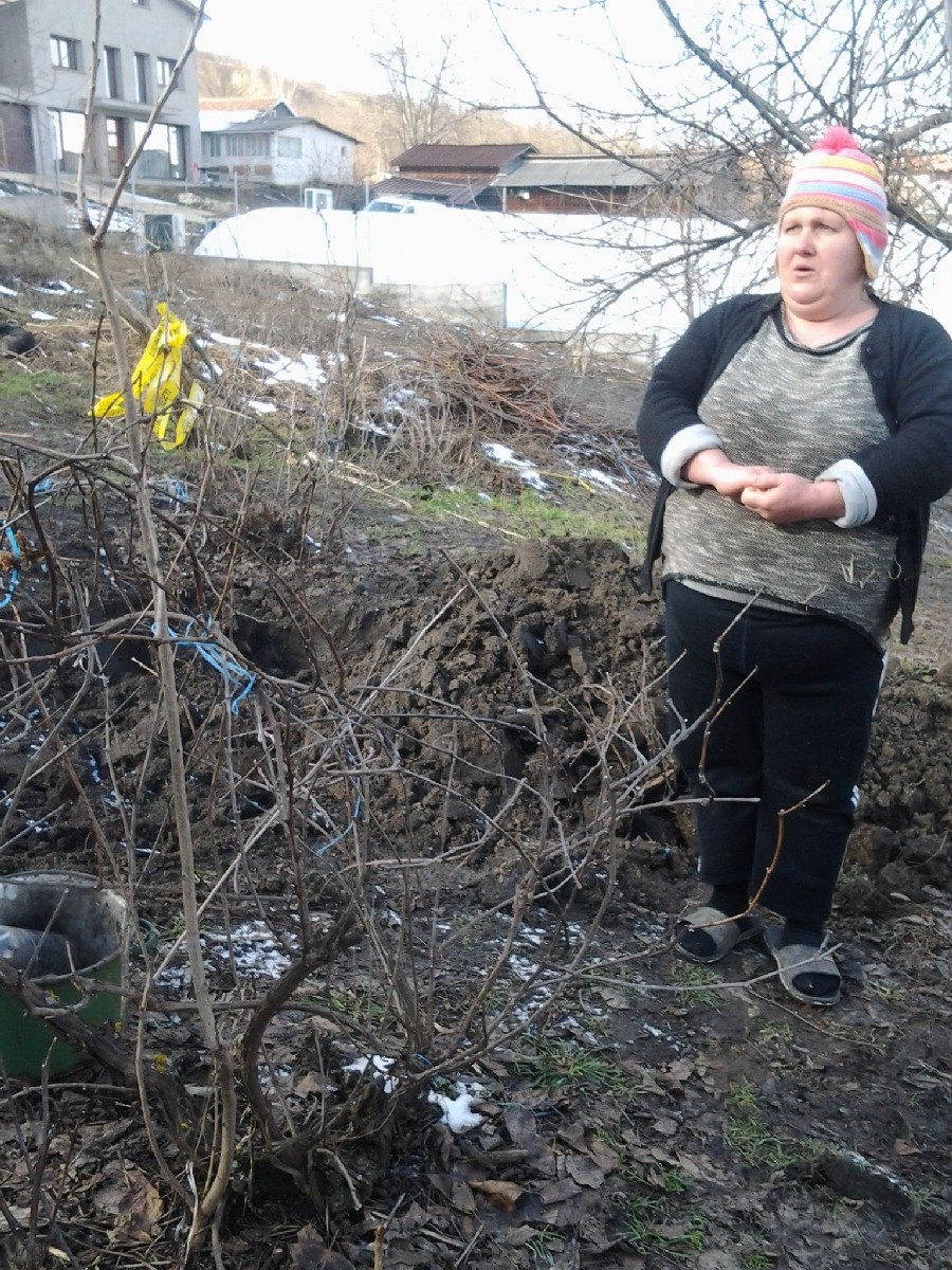 CAZ ŞOCANT într-o localitate gălăţeană: O femeie şi-a îngropat copilul în grădină