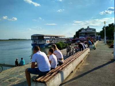 Cu cât s-ar putea reduce spaţiul verde pe Faleza Dunării (FOTO)