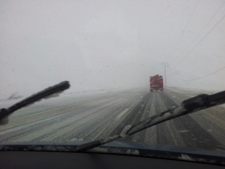 Vezi aici starea drumurilor din ţară. Circulaţia este îngreunată din cauza zăpezii