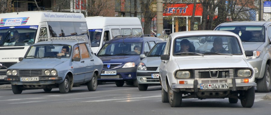 Adio taxă auto, bun venit bir nou! Află cât costă timbrul verde pentru maşina ta